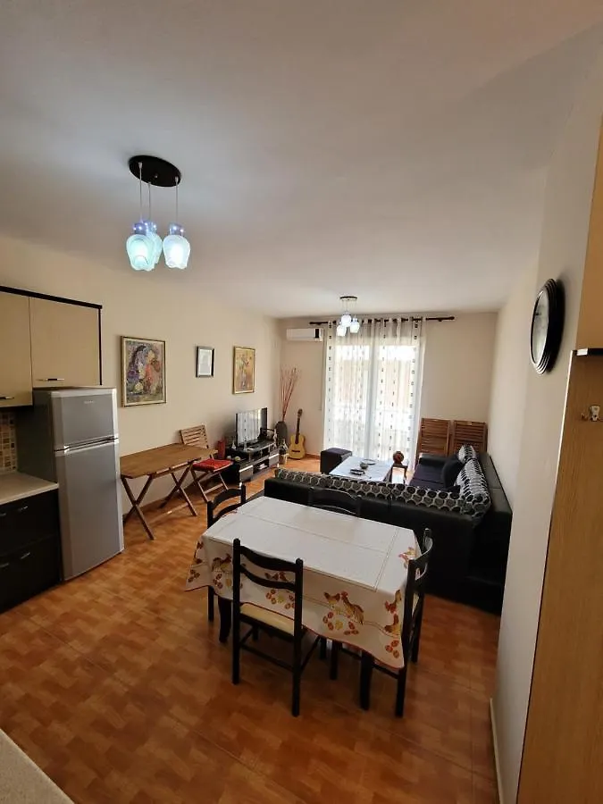 Cozy Ionian Apartment Vlorë